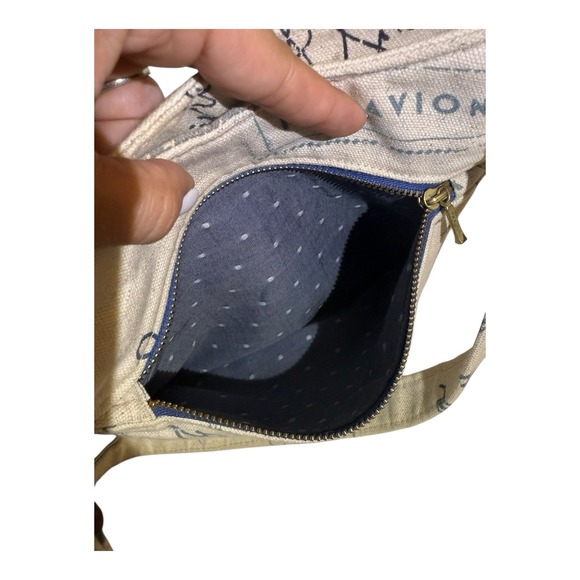 Cute Travel Bag with Multi-pockets, handmade with a Paris theme - Picture 10 of 13